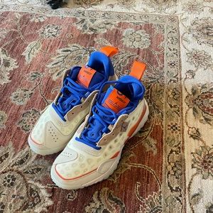 Size 8.5 Women’s Sneakers NEW (without tags)